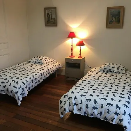Historique Avec 4 Chambres, Parking, A Proximite Des Attractions A - Fr-1-584-114 Διαμέρισμα *