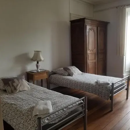 Historique Avec 4 Chambres, Parking, A Proximite Des Attractions A - Fr-1-584-114 *