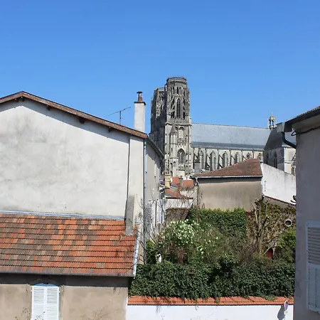 Historique Avec 4 Chambres, Parking, A Proximite Des Attractions A - Fr-1-584-114 Toul