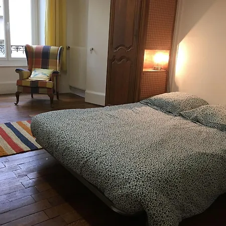 Historique Avec 4 Chambres, Parking, A Proximite Des Attractions A - Fr-1-584-114